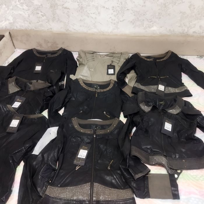 Продам почти даром