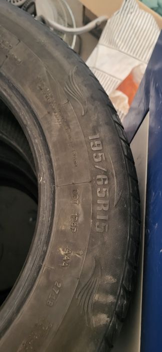 Шины р15 195/65 в хорошем состоянии у 1 есть шышка