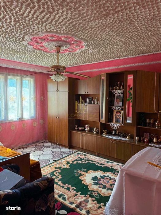 Casă P+E cu 6 camere de vânzare în Vama, Suceava – 72000