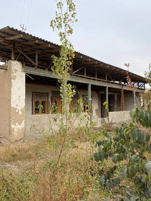 Андижон вилояти корасув Шахрида Уй Сотилади 5.5 сотих Корасув шахар