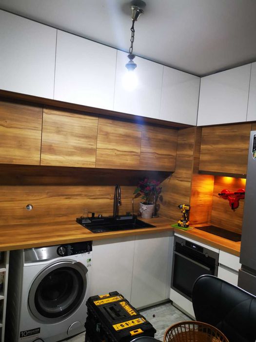 Изработка на мебели, кухни и спални по Ваш вкус и размер