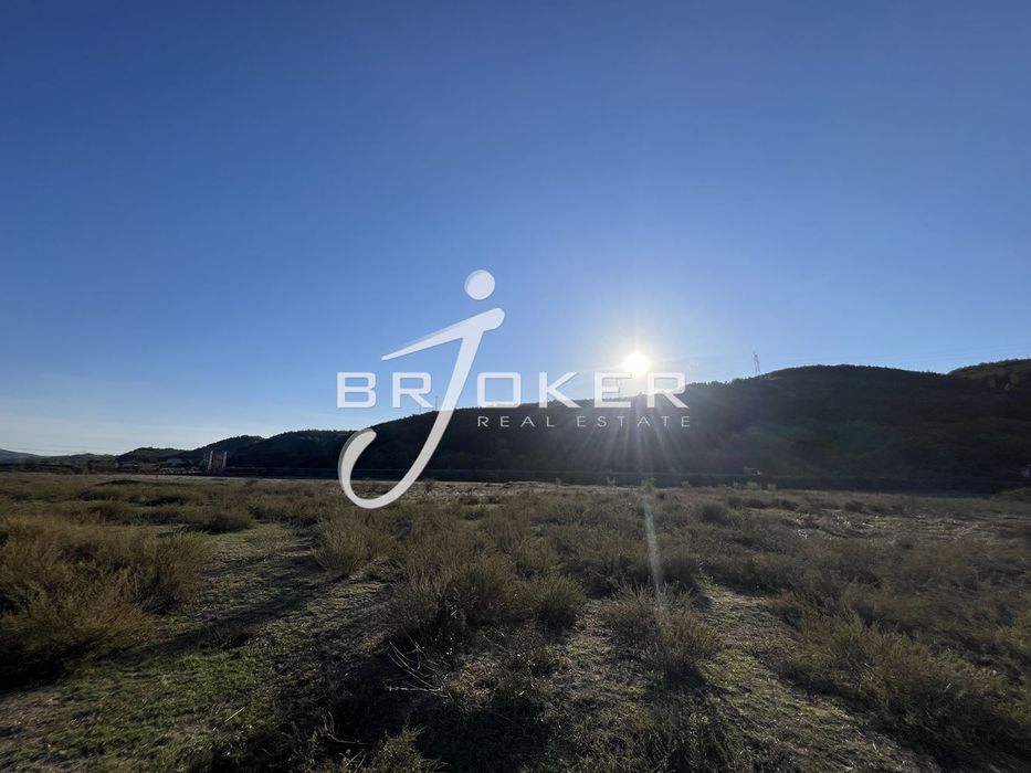 Парцел в Кърджали, област-гр.Момчилград