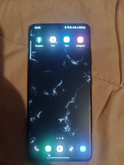 Samsung S21 Ultra 128/12 срочно почти идеал беспрв повербанк