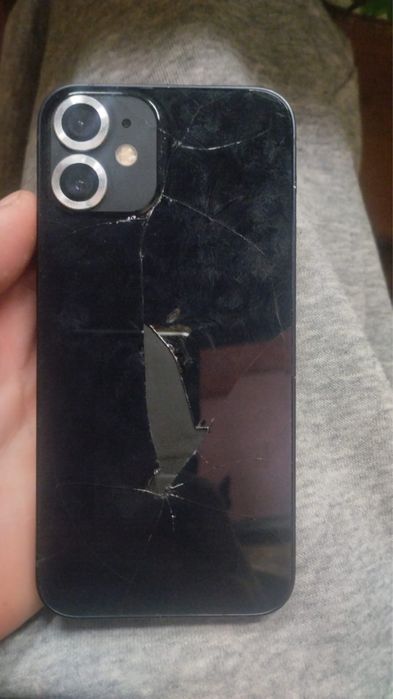 Продажа/Обмен iPhone 12mini