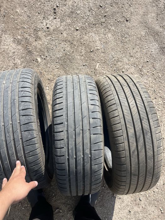 Продам три резины