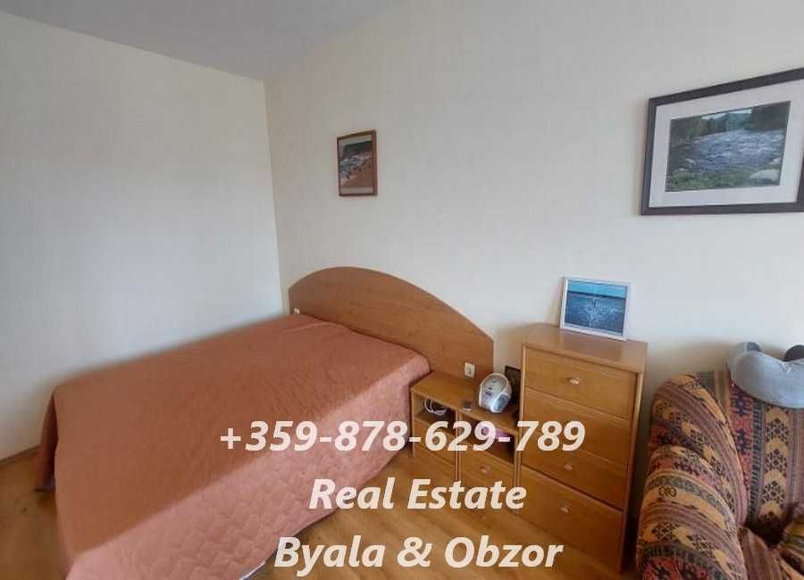 Продава се Едностаен апартамент в Обзор - 60 кв.м за 1032 €/кв.м - Снимка #16