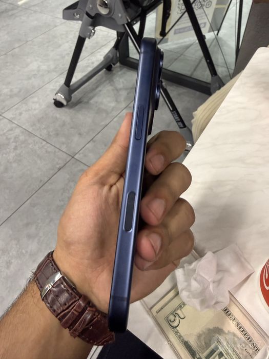 Iphone 17 pro esim 256 blue b/u