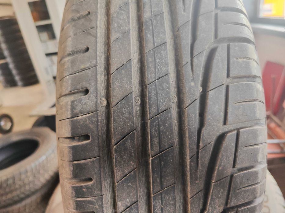 2бр.летни гуми 205/60/16 Uniroyal