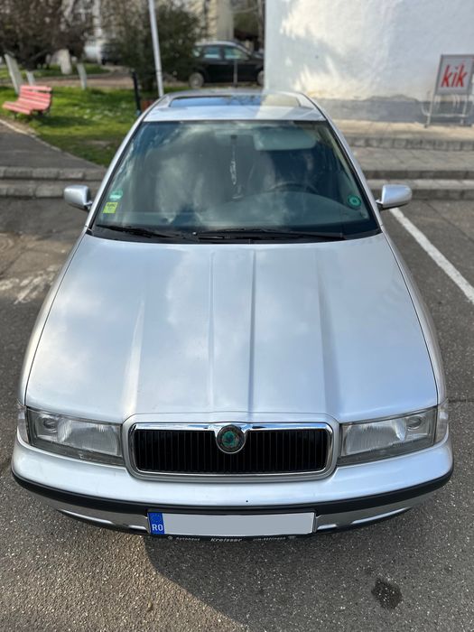 Vand Skoda Octavia 1 pentru dezmembrari - 1.8i - 20valve - 125cp