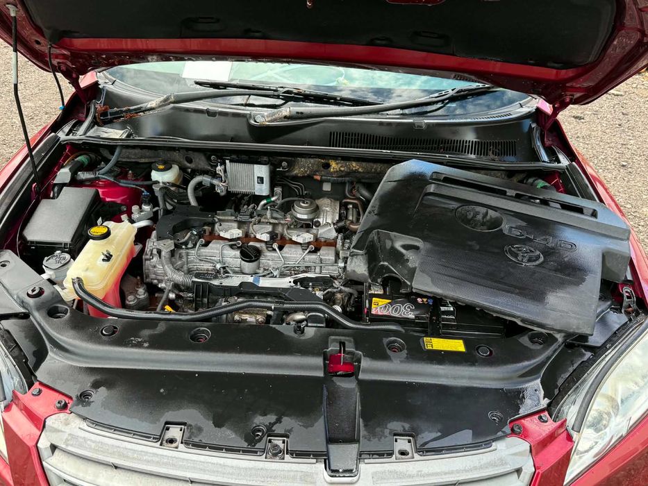 НА  ЧАСТИ Toyota Rav4 2.2 D-4D 150к.с 2012г Facelift !!