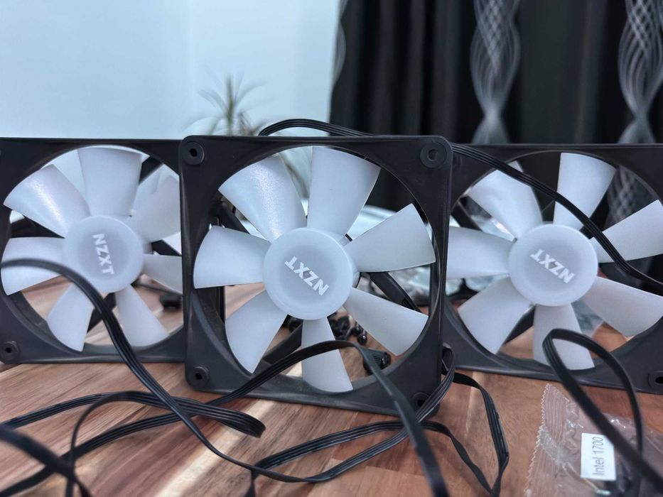 Racire Lichid NZXT Kraken 360 RGB 360mm AIO LCD, ca nou,pachet complet