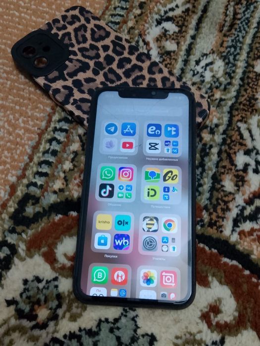iPhone 11 в идеальном состоянии, 64 ГБ