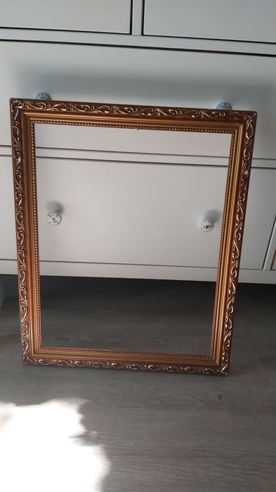 Багет рамка для картин зеркал