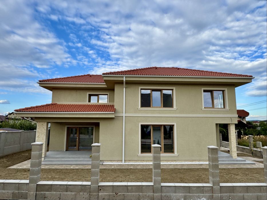 Casă de vânzare