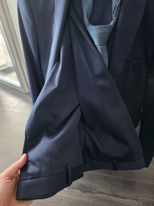 Costum slim fit Zara marimea 50