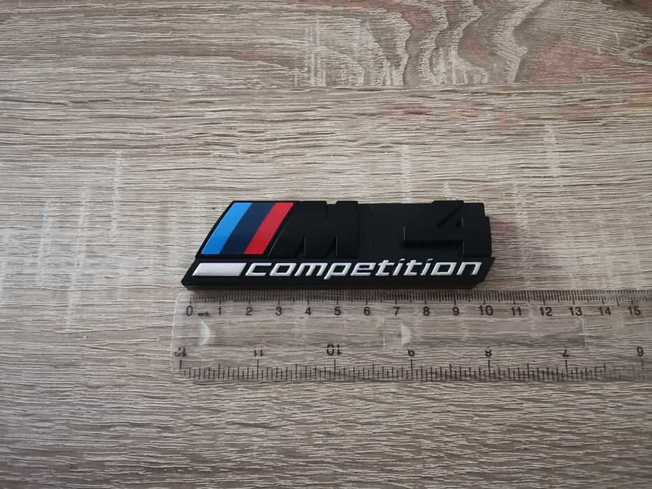 Предна решетка черна емблема BMW M4 Competition