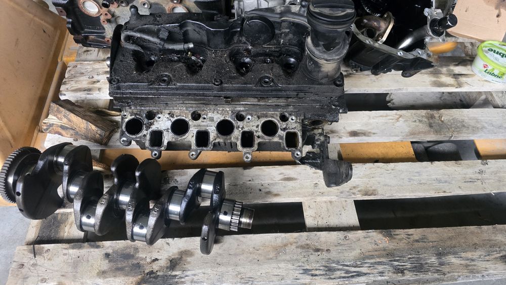 Двигател  CAAA VW  на части