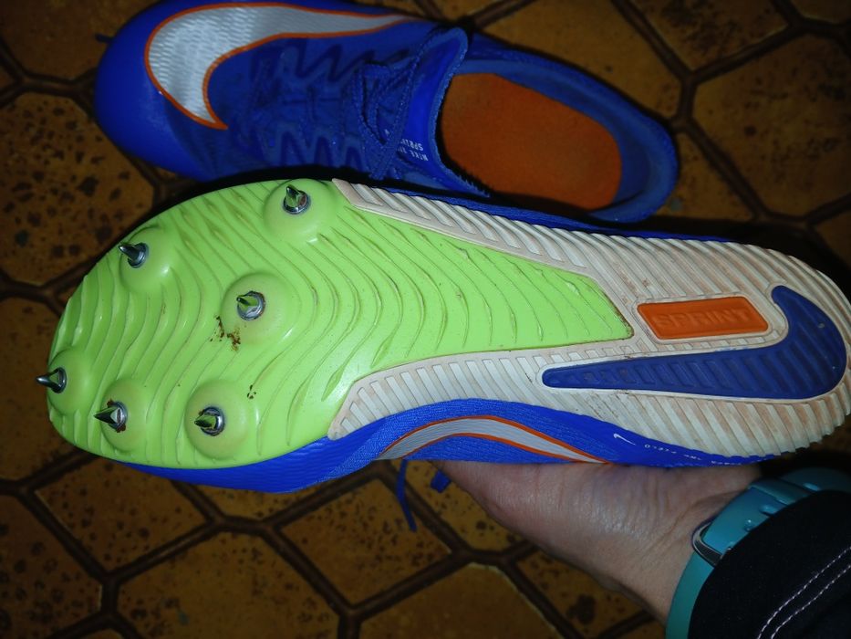 Оригинални шпайкове за Атлетика