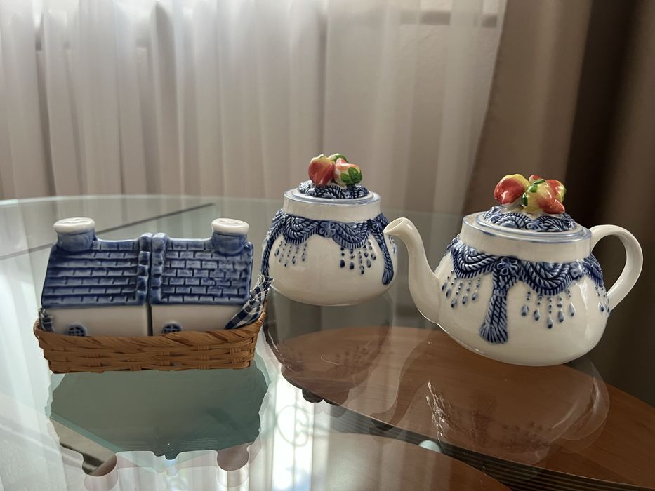 Сервиз чайный Клубника