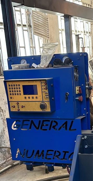 CNC Masina de Debitat Tabla cu Plasma si Oxigaz, comandata CNC,