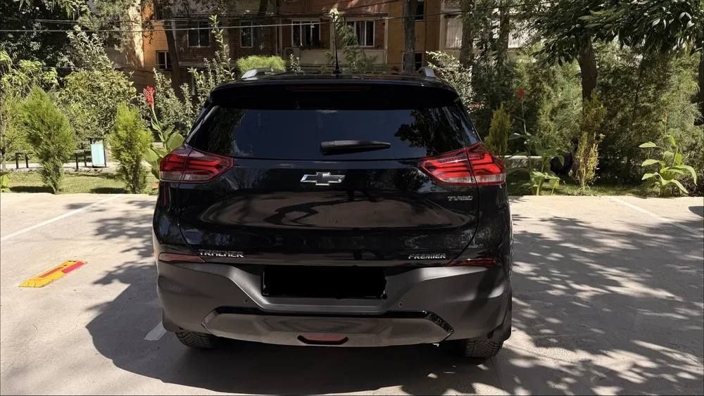 Продам Tracker Premier Plus