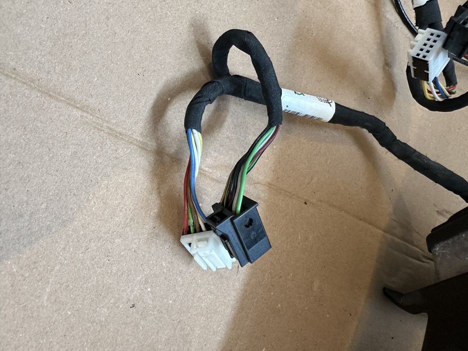 Oglinzi, Oglinda stanga / Oglinda dreapta Mercedes E W213 2016-2023