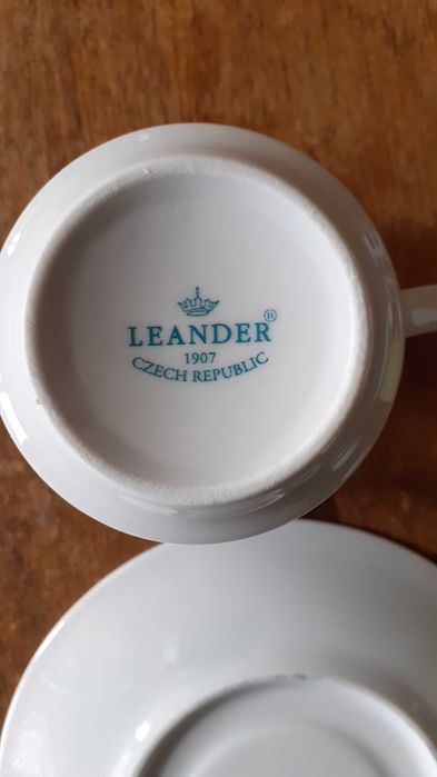 сервиз за кафе Чешки порцелан антика завод LEANDER, фин бежов порцелан