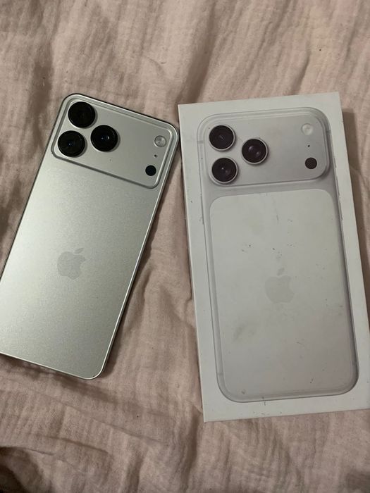 Айфон 17про макс не ориг