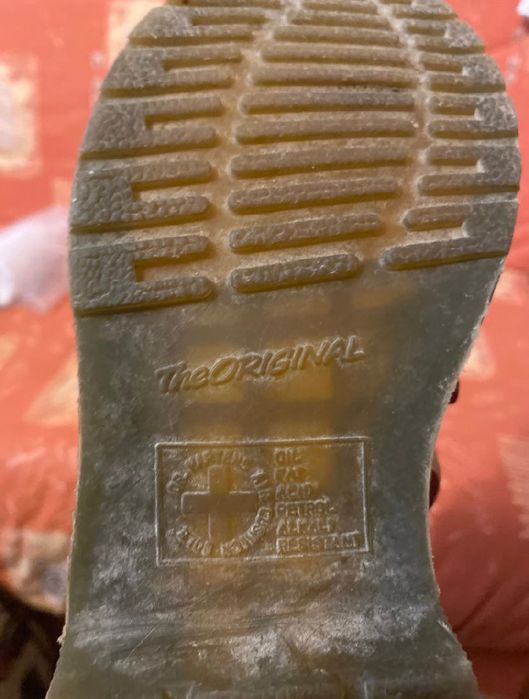 Bocanci Dr. Martens noi