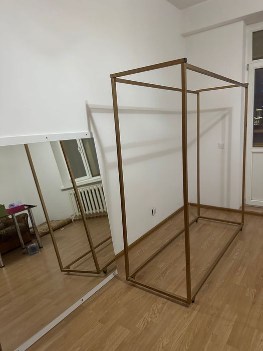 Срочно продам большое зеркало 110/130