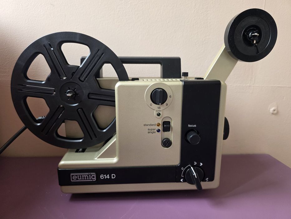 Филмов проектор, ретро кино EUMIG 614D