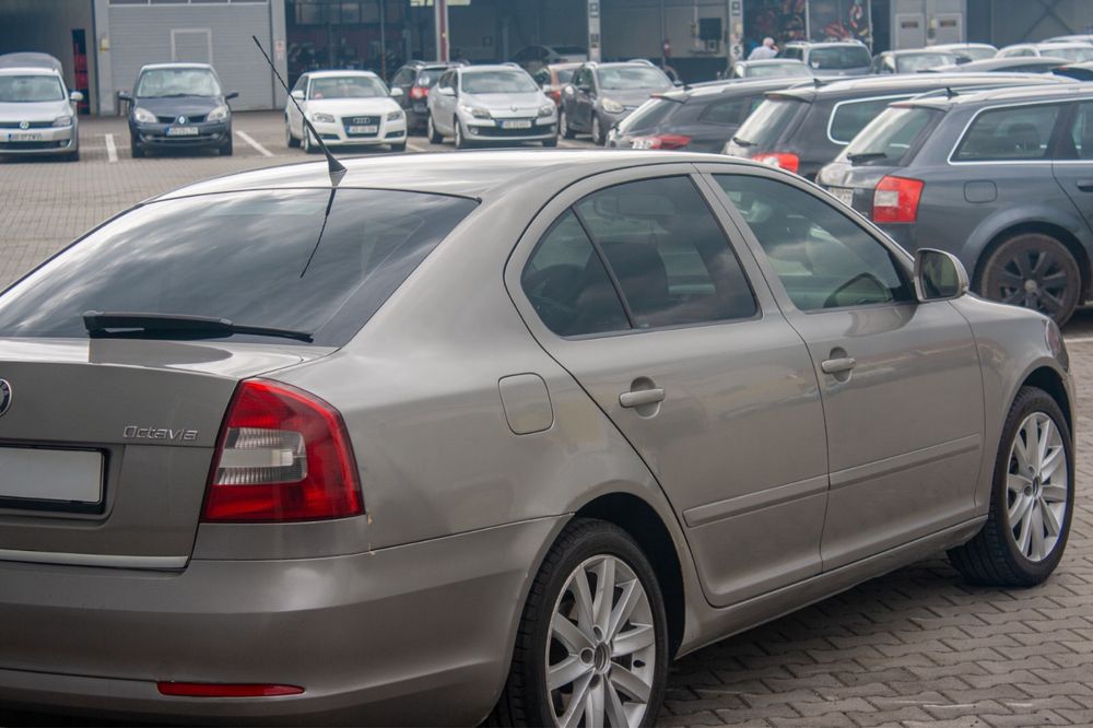 SKODA Octavia 2010 — imagine 4