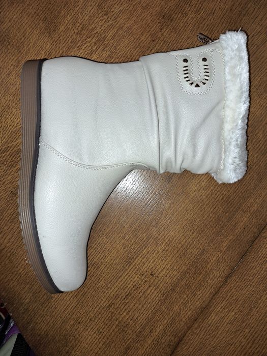 Продам женские сапоги