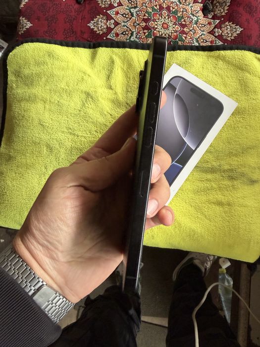 iphone 16 pro max pamit 256g holati yahwi karopka dak bor