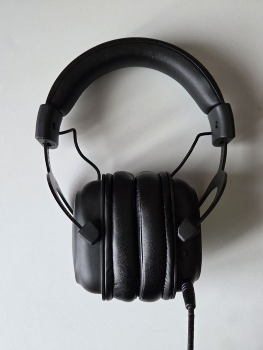 Игровые наушники