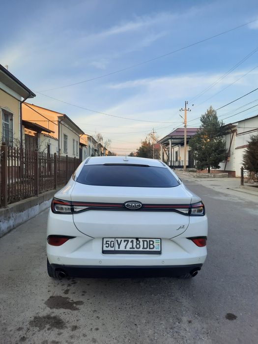 Jak j7  СОТИЛАДИ !