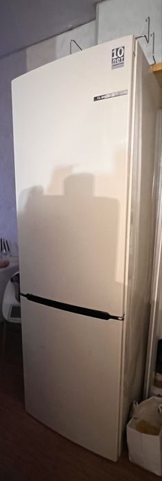 Холодильник, Морозильник, Микроволновка