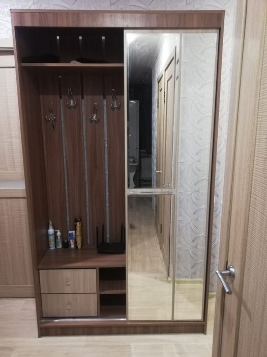 Продам шкаф купе в прихожую