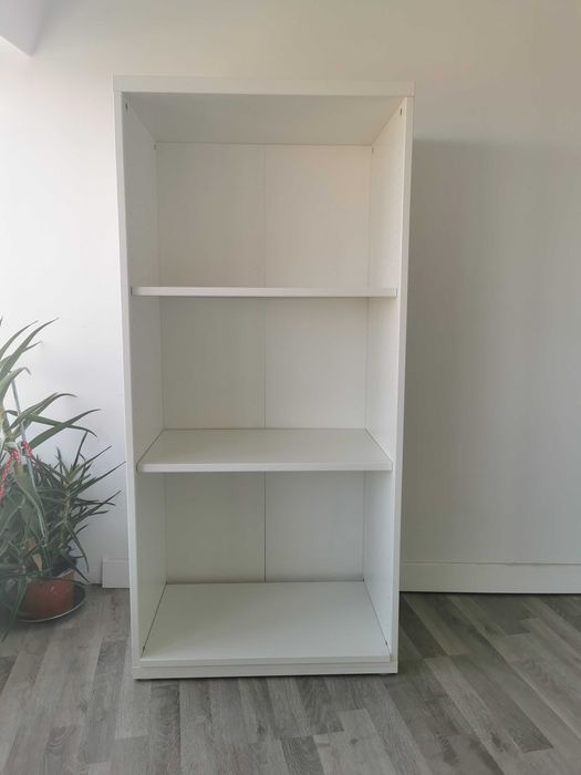 Etajere albe Ikea