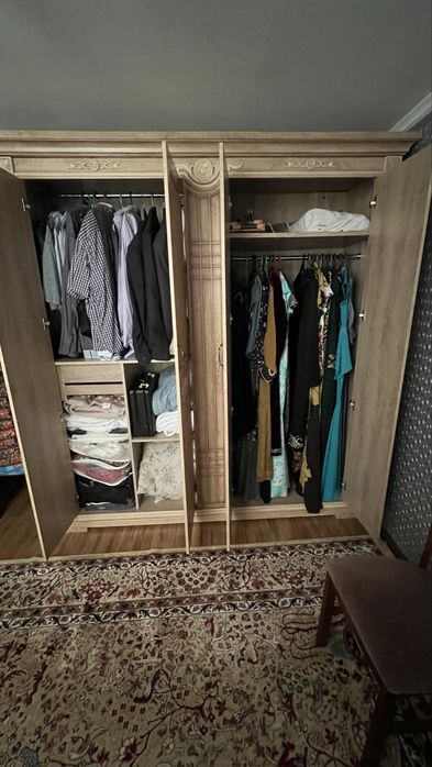 Спальный гарнитур