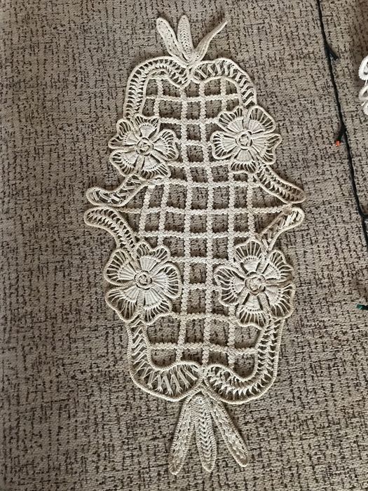 Mileuri macrameu de mina