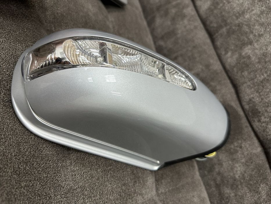 Зеркало правое Mercedes W211