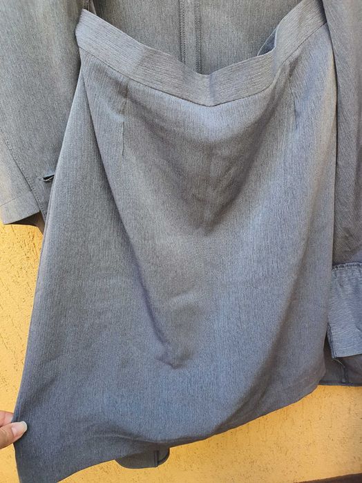 Costum dama sacou si fusta gri, marime S,  House of Art