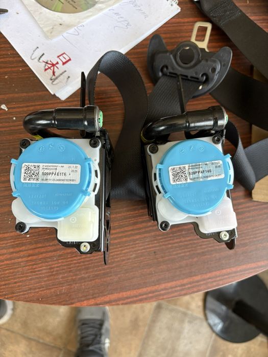 Предни колани toyota qris cross