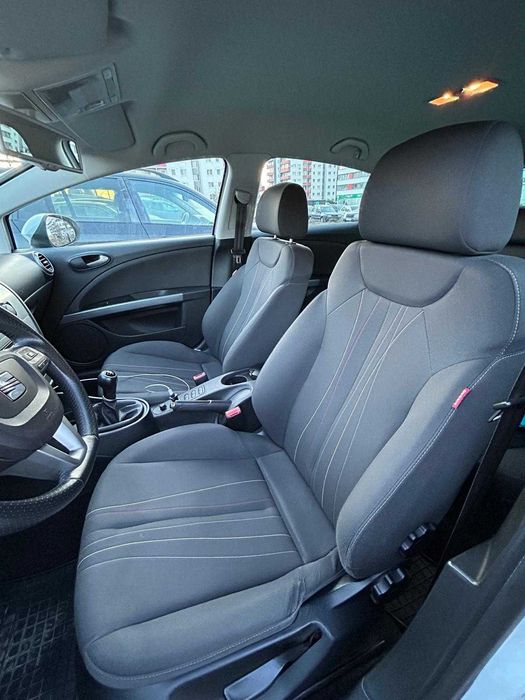 Seat Leon model Copa 1.6 TDI 105 CP, 2012