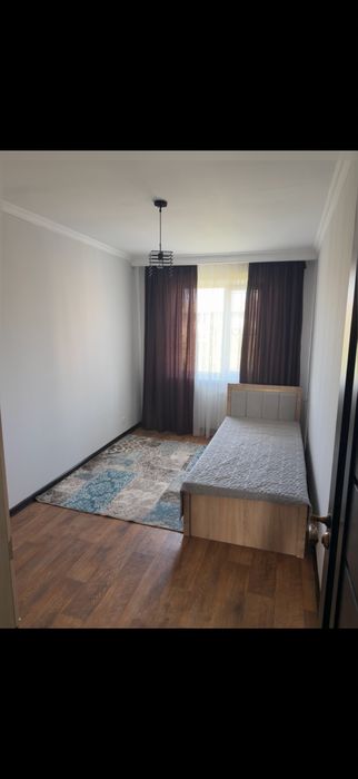 Сдается 4 ком квартира  8 мкр , 54 дом
