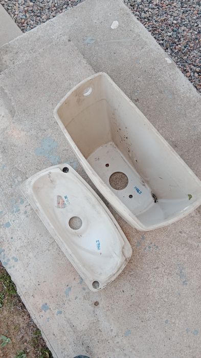 Бачок от унитаза