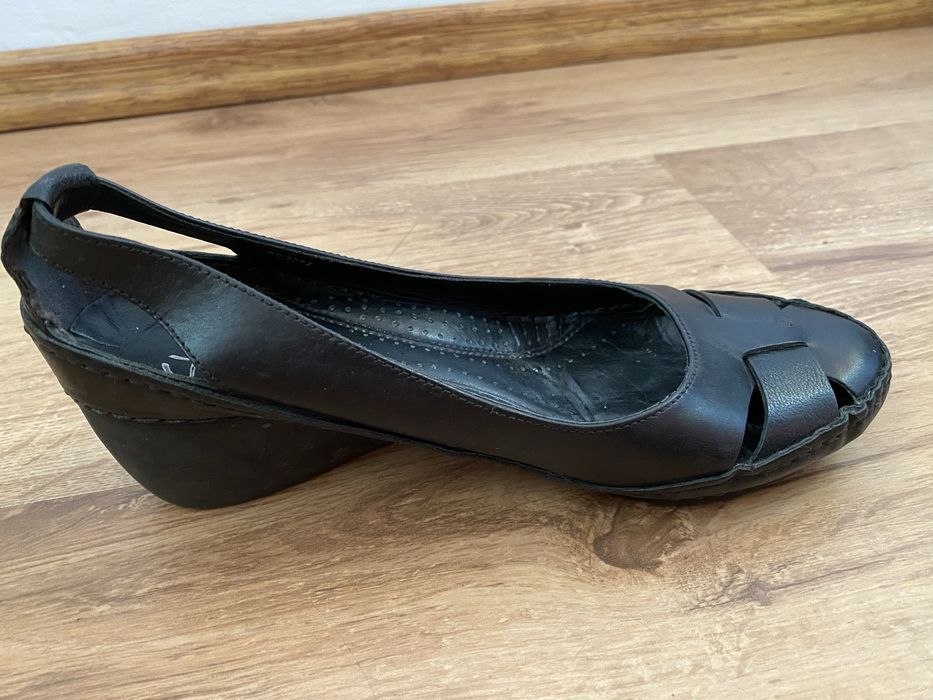Sandale Clarks 35 piele naturala