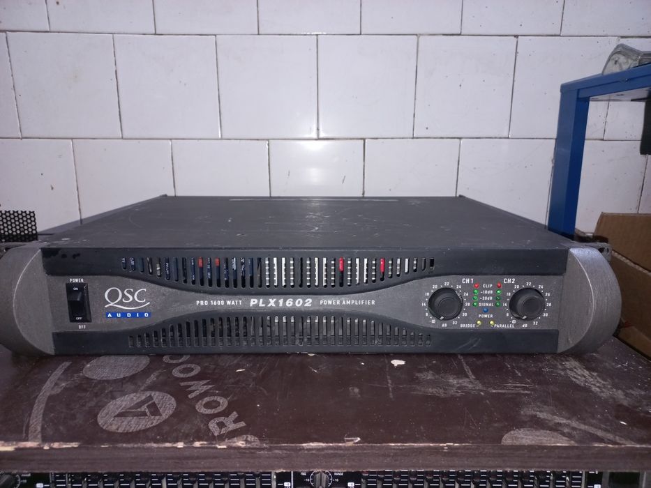Amplificator qsc plx