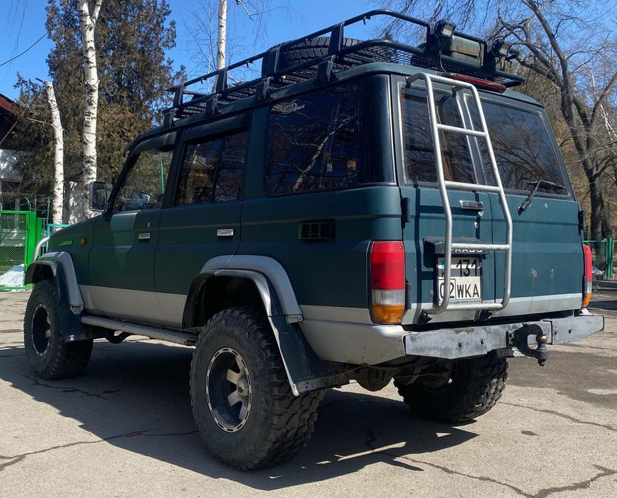 Toyota Land Cruiser 78